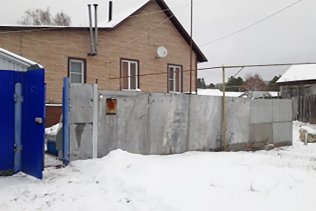 Житель Пензенской области зарезал молодую жену во дворе дома