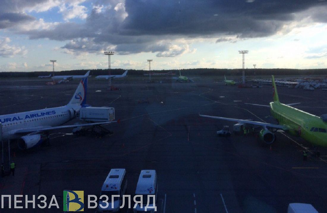 Пензячку с дочкой не выпустили за границу по вине приставов