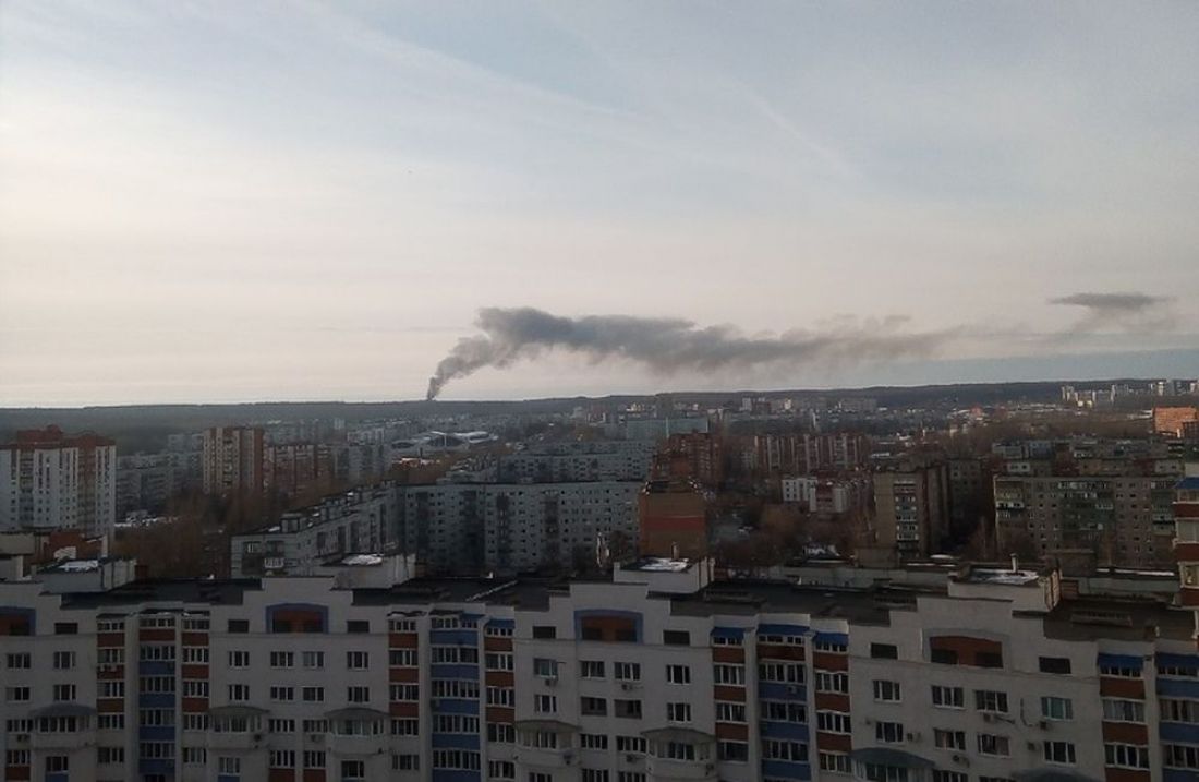 Соцсети: около села Богословка под Пензой горит свалка отходов. Фото