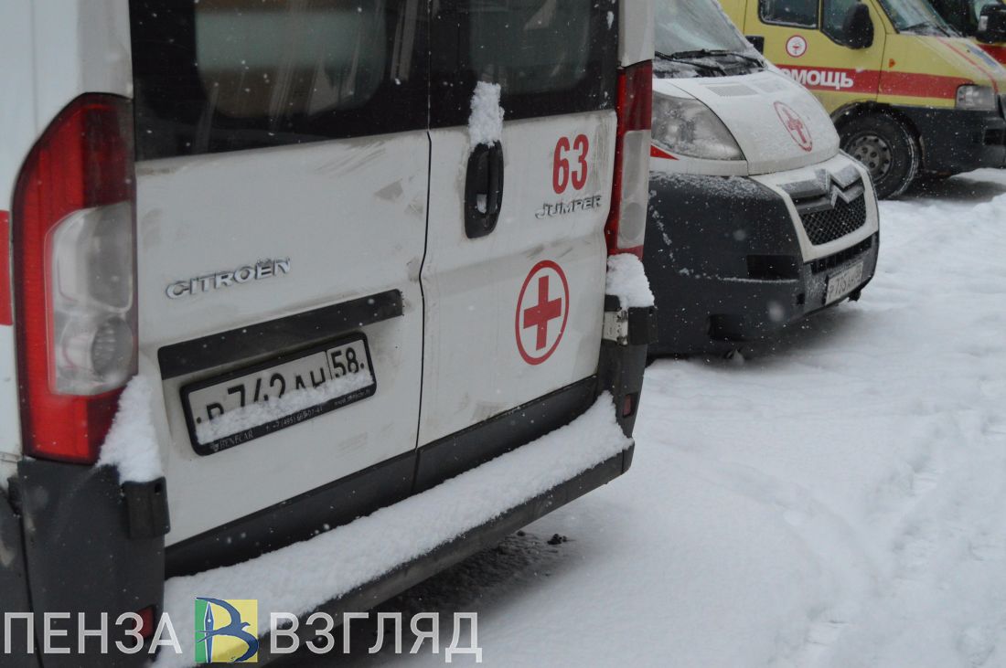 При столкновении фуры и «ВАЗа» в Пензенской области пострадал человек
