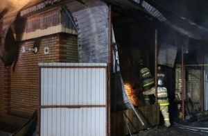 В страшном пожаре в Кузнецке погибли женщина и 11-летний мальчик