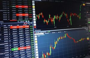 В Пензе пенсионер решил сыграть на бирже и крупно прогорел