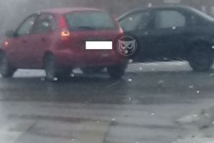 На пензенском перекрестке не разъехались два автомобиля