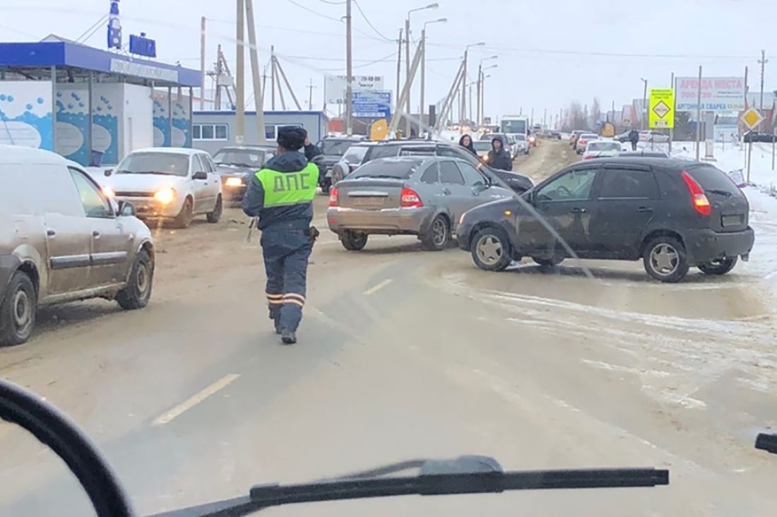 ДТП под Пензой стало причиной дорожной неразберихи