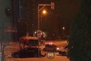 В пензенском микрорайоне Арбеково автобус попал в ДТП