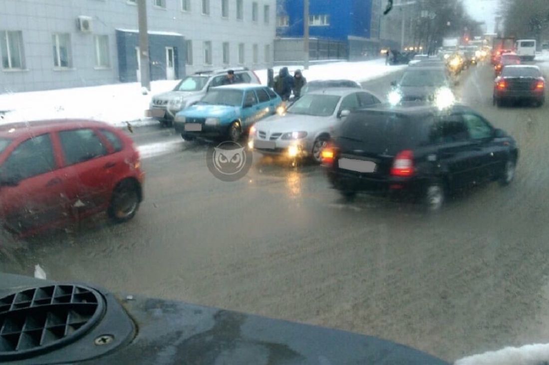Пенза арбеково самолет. Пенза взгляд движение транспорт. Маршрут 18 пенза. Пенза взгляд движение транспорт. Реверсивное движение м5.