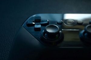 У жителя Кузнецка украли игровые джойстики