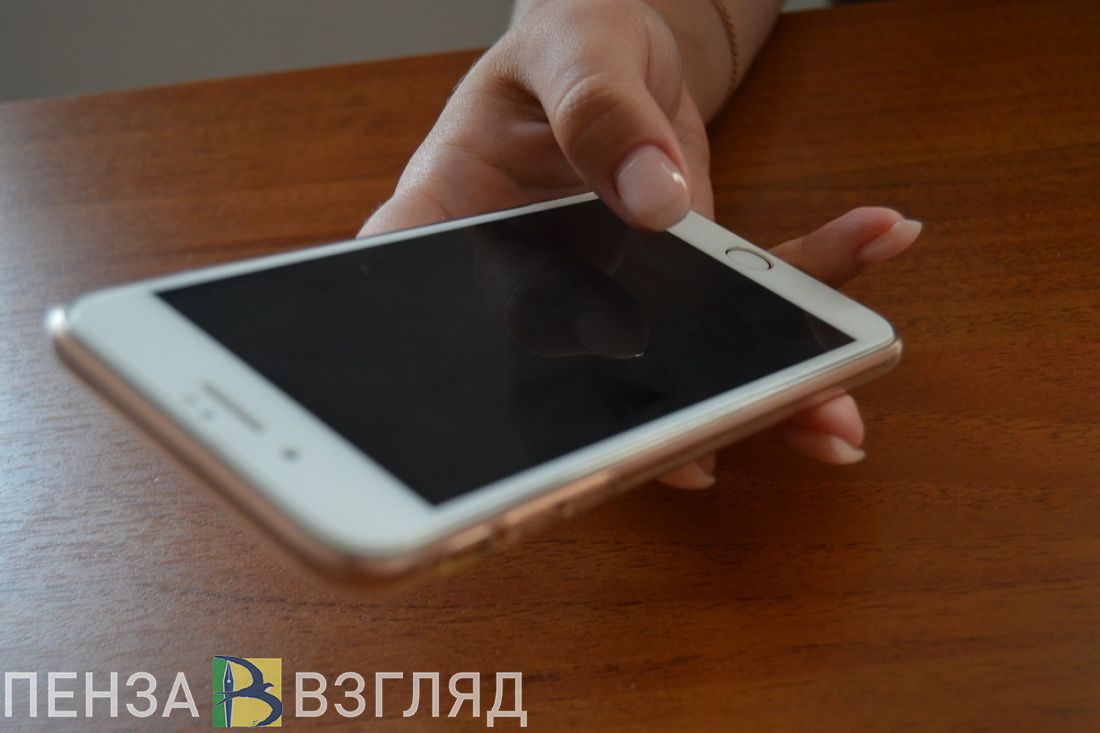 Жительнице Пензенской области написали с номера «900» и лишили денег