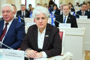 Глухова Людмила Васильевна