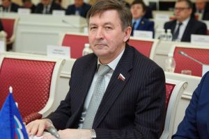 Плахута Валерий Анатольевич