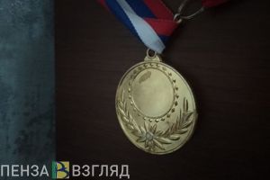 В Кузнецке прошли областные соревнования по греко-римской борьбе