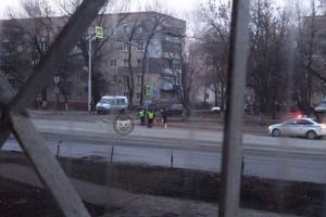 На улице Коммунистической в Пензе автомобиль сбил пешехода и уехал