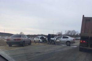 В ДТП на дороге «Пенза – Кондоль» изуродовались два авто. Фото