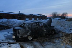 В Пензенской области вечером сгорела машина