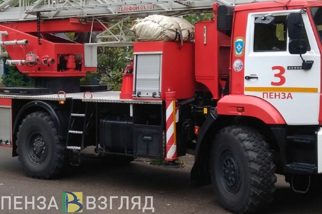В Каменке Пензенской области вспыхнула стена дома