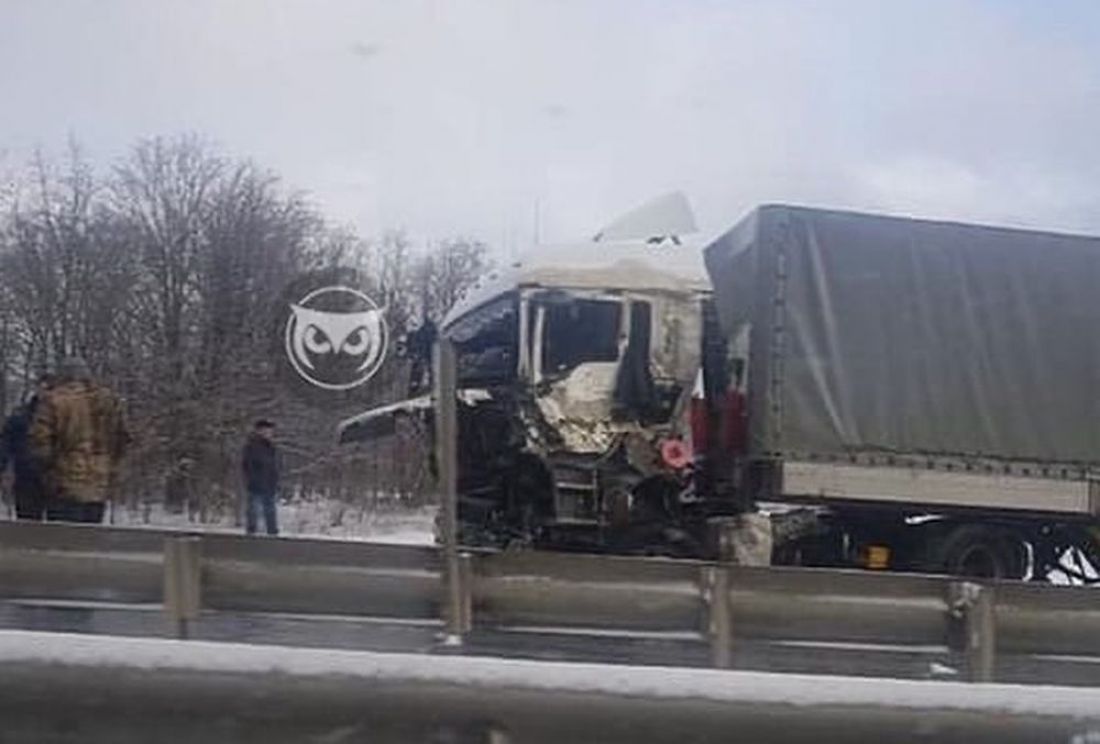 На трассе в Пензенской области произошла жесткая авария с фурой