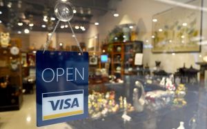 Акцию «Кэшбэк для всех с бизнес-картой «Visa» запустил банк «Открытие»