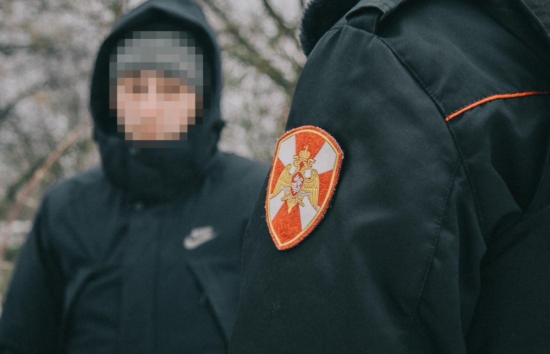 В Пензе росгвардейцы задержали двоих мужчин с большими мешками