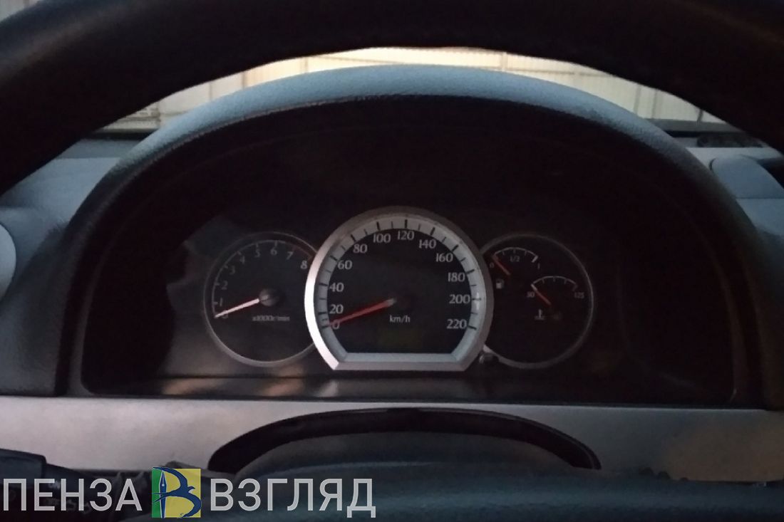 На проспекте Строителей в Пензе обчистили «десятку»