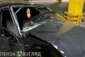 Установлена личность парня, вылетевшего из авто на парковке пензенского магазина