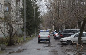 В Пензе задержаны мужчины, которые несли столб