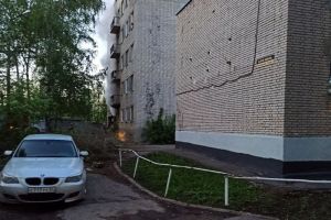В Пензе из горящего дома пожарные спасли двух маленьких девочек