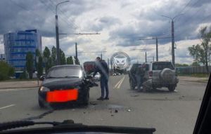 В пензенской Терновке жестко столкнулись две машины
