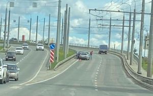 На пензенском мосту произошла авария с тремя автомобилями