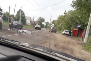 Лежит на дороге. В селе под Пензой сбили пешехода