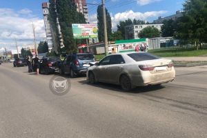 В пензенском микрорайоне Арбеково четыре машины устроили ДТП