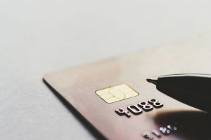 Жительница Пензенского района лишилась денег, доказывая, что она не мошенница
