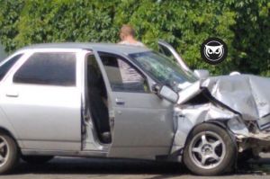 Увезла «скорая». В Пензе при столкновении двух авто пострадала девушка
