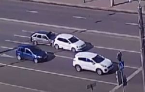 На «аварийном» перекрестке в Пензе произошло нелепое ДТП