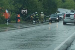 Под Пензой легковой автомобиль попал в жесткую аварию