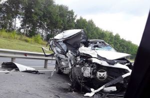 На пензенском участке трассы «Урал» иномарка попала в страшную аварию