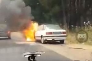 В МЧС прокомментировали утреннее возгорание машины в Пензе
