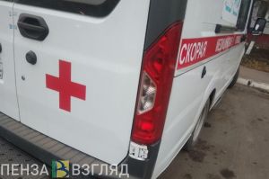 В Пензе на улице Крупской пожилая женщина упала с балкона