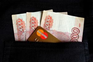 В Пензенской области женщина сама перевела мошенникам почти 100 тысяч рублей