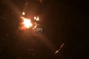 Во дворе пензенской многоэтажки вспыхнула «ГАЗель». Видео