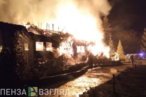 Опубликованы фото с места горящего ресторана «Засека» в Пензе