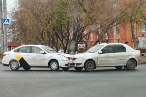 В пензенской Терновке произошла авария с участием такси