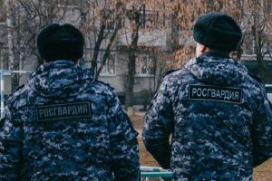 Пензенец пилил дверь, чтобы извиниться перед бывшей женой