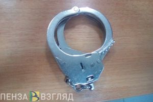 В Пензе бывший сотрудник колонии за взятку согласился передать наркотики заключенному