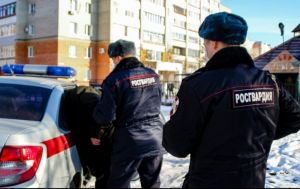 В Пензе мужчина выбил окно, забрался в чужой дом и устроил дебош