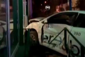 Опубликовано видео с места жесткой аварии в Пензе с участием двух такси