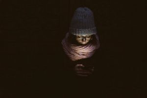 Жительница Кузнецка, напуганная звонком, рассталась с крупной суммой