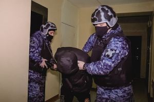 В Пензе из-за замечания хулиган подрался с мужчиной и откусил ему ухо