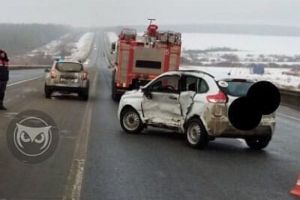 В жестком утреннем ДТП на трассе «Тамбов-Пенза» пострадали двое