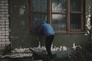 Пензенец купил наркотик, забрал из тайника, но не довез до дома