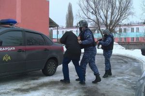 Жители ул. Калинина в Пензе узнали, почему из подвала слышны странные звуки